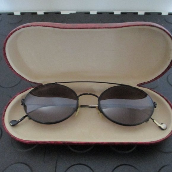CALVIN KLEIN Other - VINTAGE CALVIN KLEIN WIRE FRAME GLASSES WITH CLIP ON SUNGLASSES
